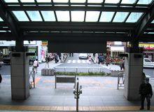 Left side Hiyoshi St.